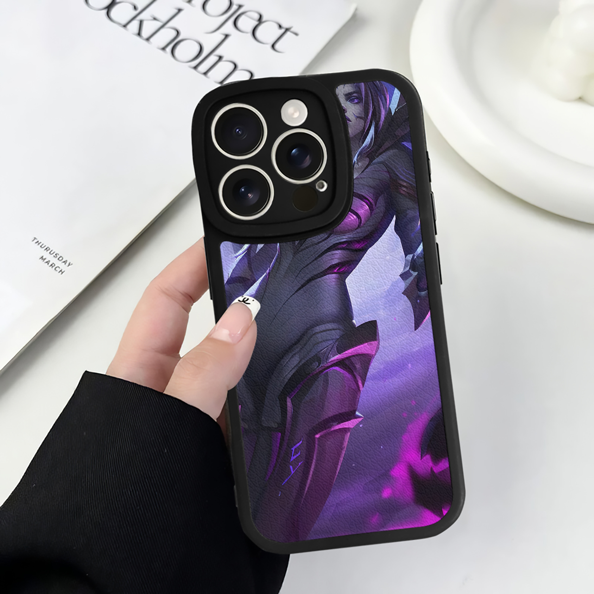 リーグ・オブ・レジェンド League of Legends LOL 【iPhone 16シリーズ対応】シリコンスマホケース（レザー調） 材質：シリコン